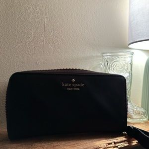 Chelsea Large Continental Wallet